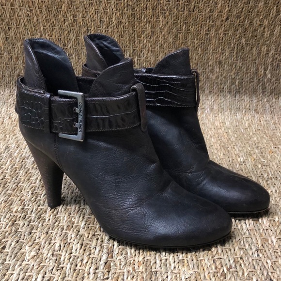 Donald Pliner heeled ankle boot, metallic brown, size 8 1/2 - Picture 1 of 6
